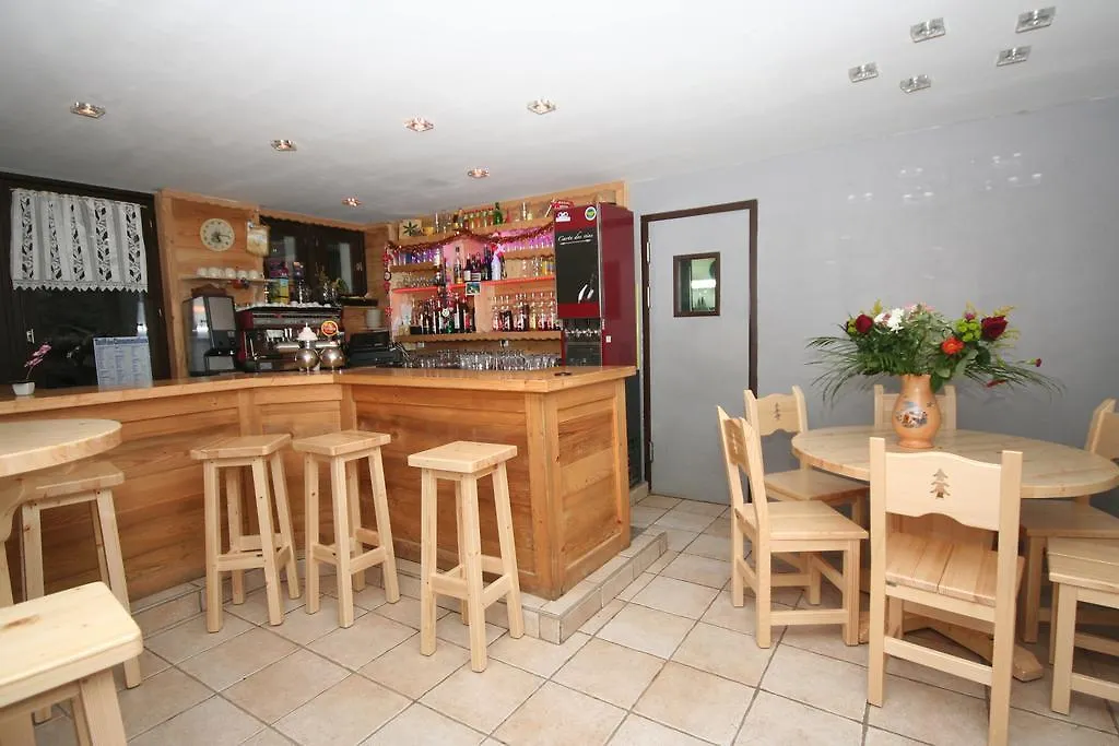 Hôtel l'Edelweiss Châtel 2*,