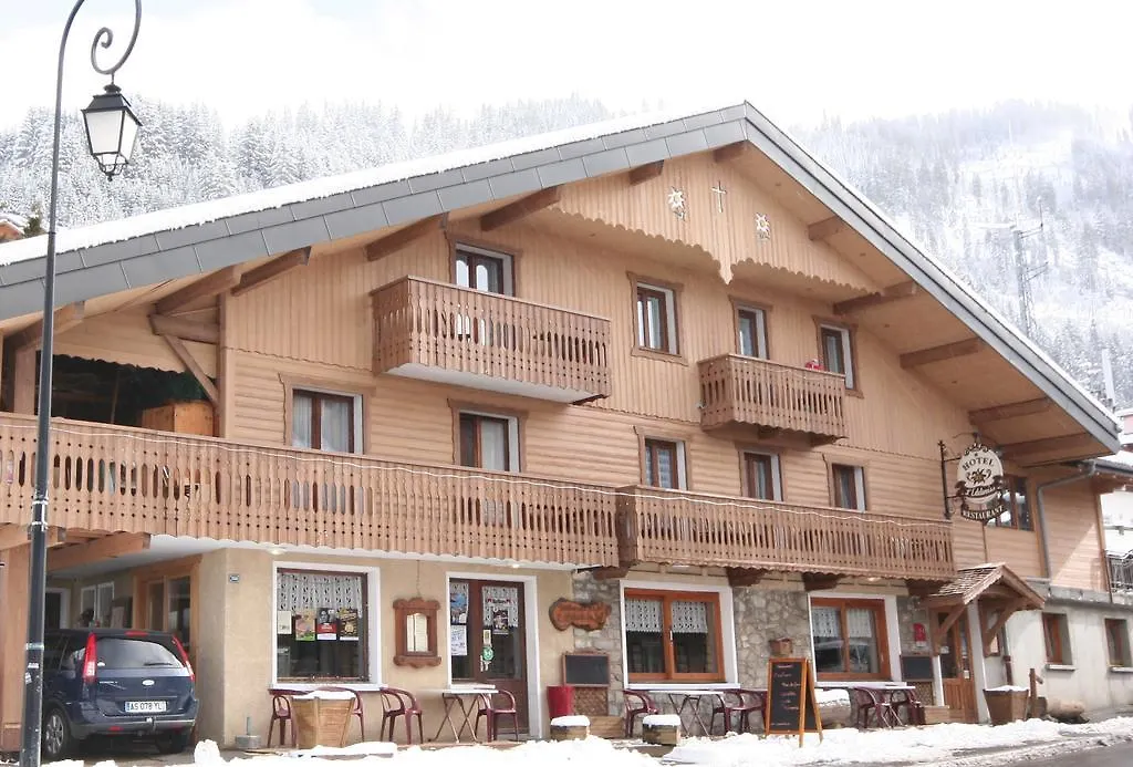 **  Hotel L'Edelweiss Шатель Франция